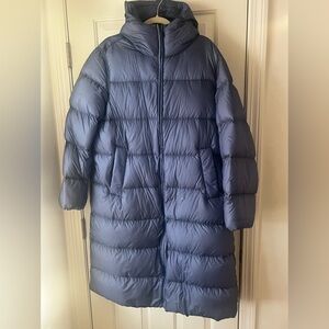 lululemon down packable Blue Puffer, new with tags, long Coat size L